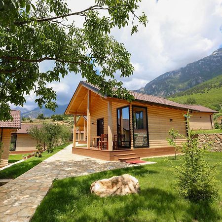 Hotel Bujtina Kapinova Berat Exteriér fotografie