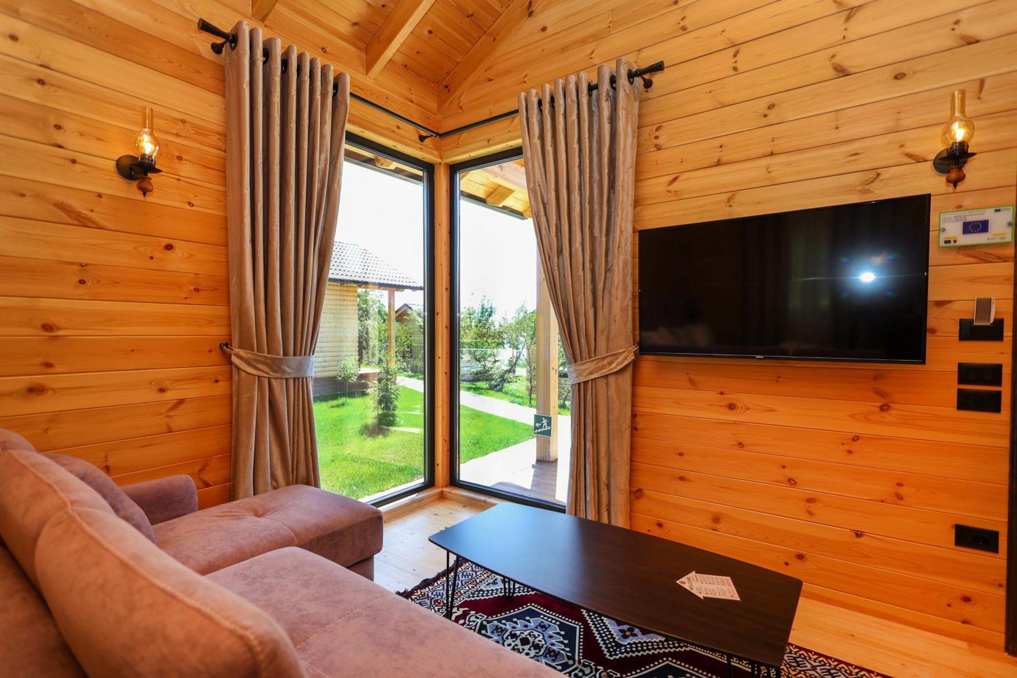 Hotel Bujtina Kapinova Berat Exteriér fotografie